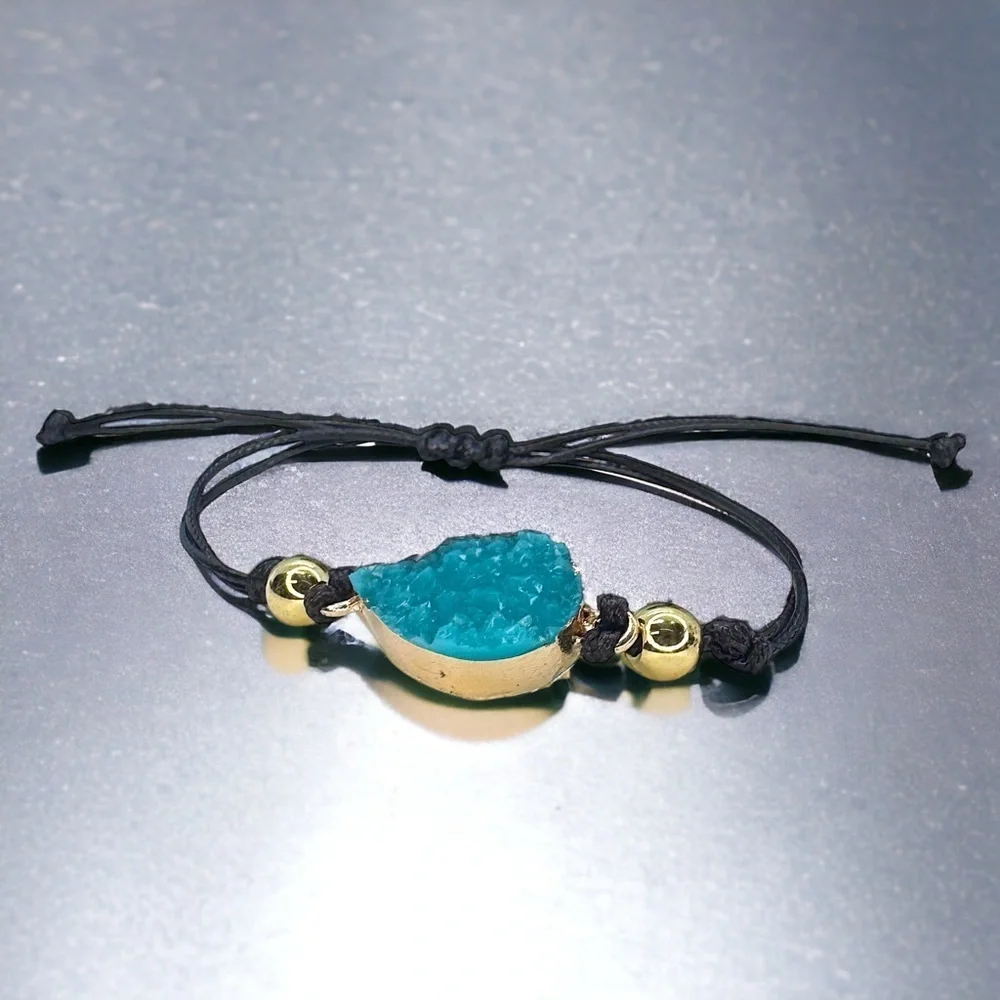 Chic NWOT Black Leather Adjustable Bracelet with Dazzling Gold & Turquoise Charm